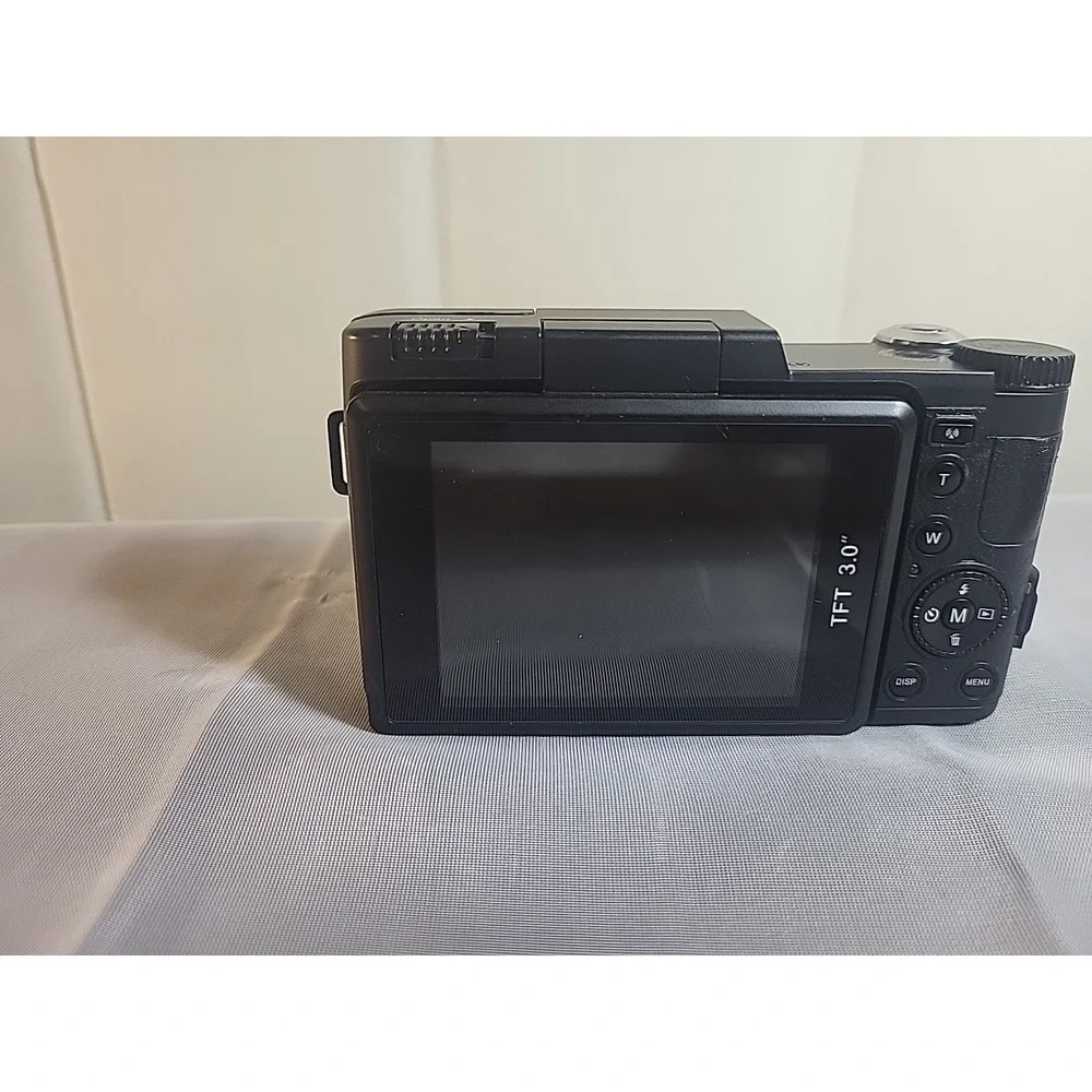 Digital Cam Vlogging Camera 2.7K UHD Video 24 MP Photo Flip Rotate Selfie Screen